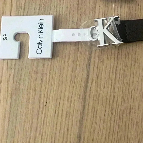 🆕Calvin Klein women's skinny belt CK Monogram Buckle S🆕 - Picture 4 of 11